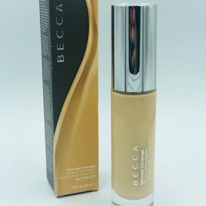 Becca Ultimate Coverage 24 HR Foundation Buttercup